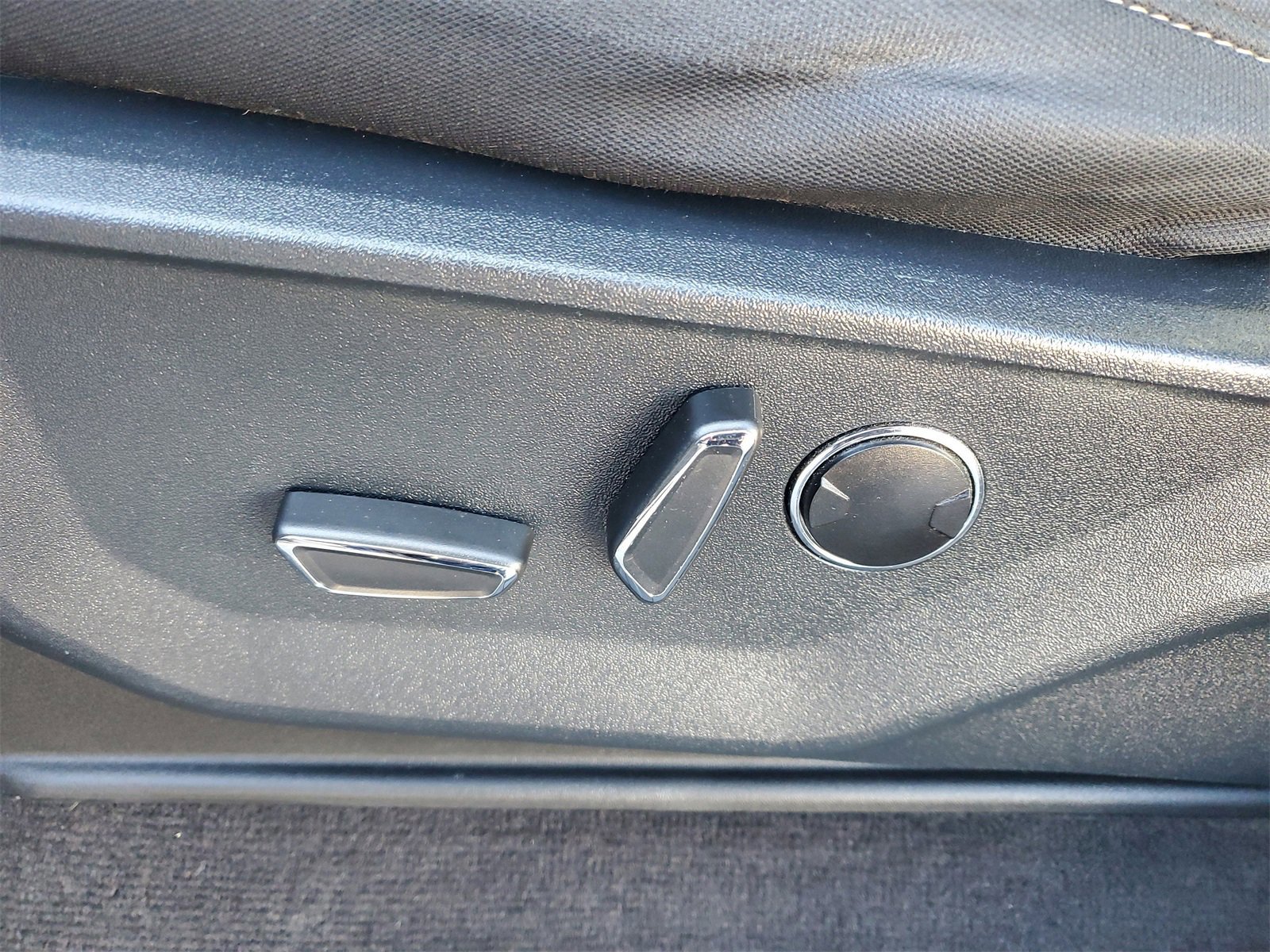 Certified 2021 Ford F150 XLT w/ Equipment Group 302A High image 18