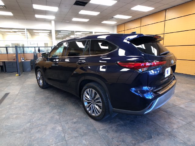 Used 2021 Toyota Highlander Platinum AWD/4WD image 5