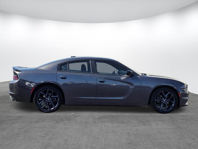 Used 2023 Dodge Charger SXT w/ Blacktop Package RWD image 3