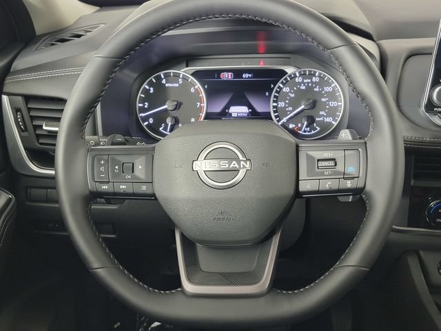 Used 2026 Nissan Rogue SV FWD image 26