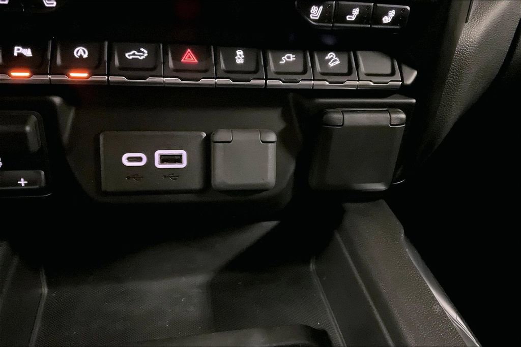 Used 2019 Chevrolet Silverado 1500 LTZ image 30