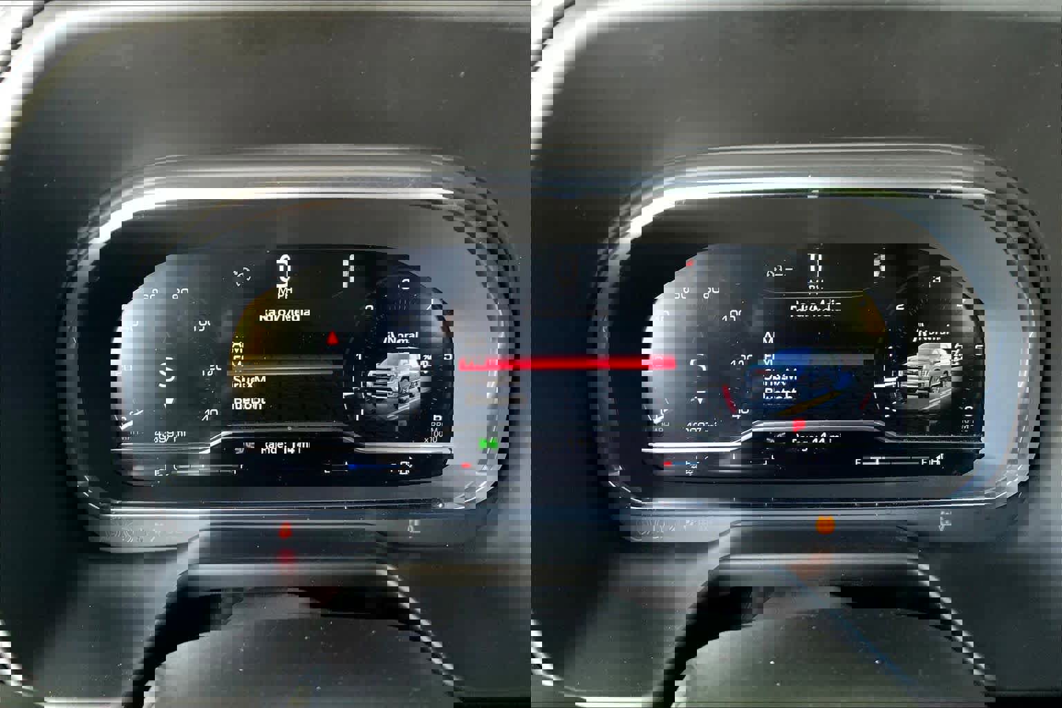 Used 2024 GMC Yukon AT4 w/ AT4 Premium Package image 25