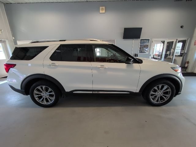 Certified 2022 Ford Explorer Limited AWD/4WD image 6
