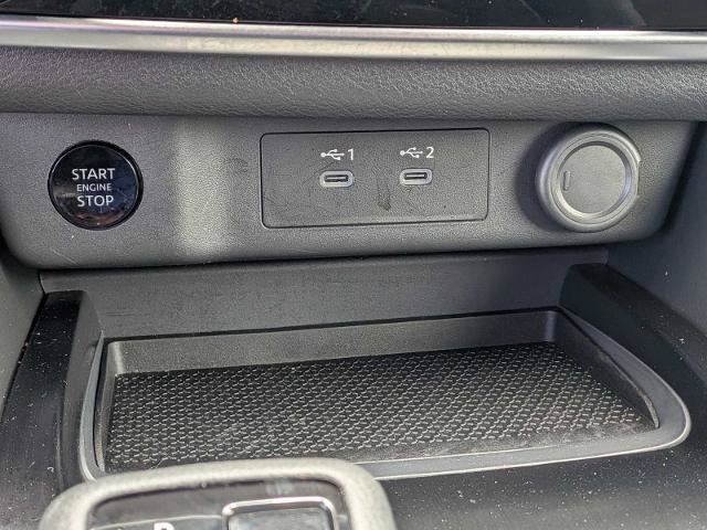 Used 2025 Nissan Rogue S AWD/4WD image 24
