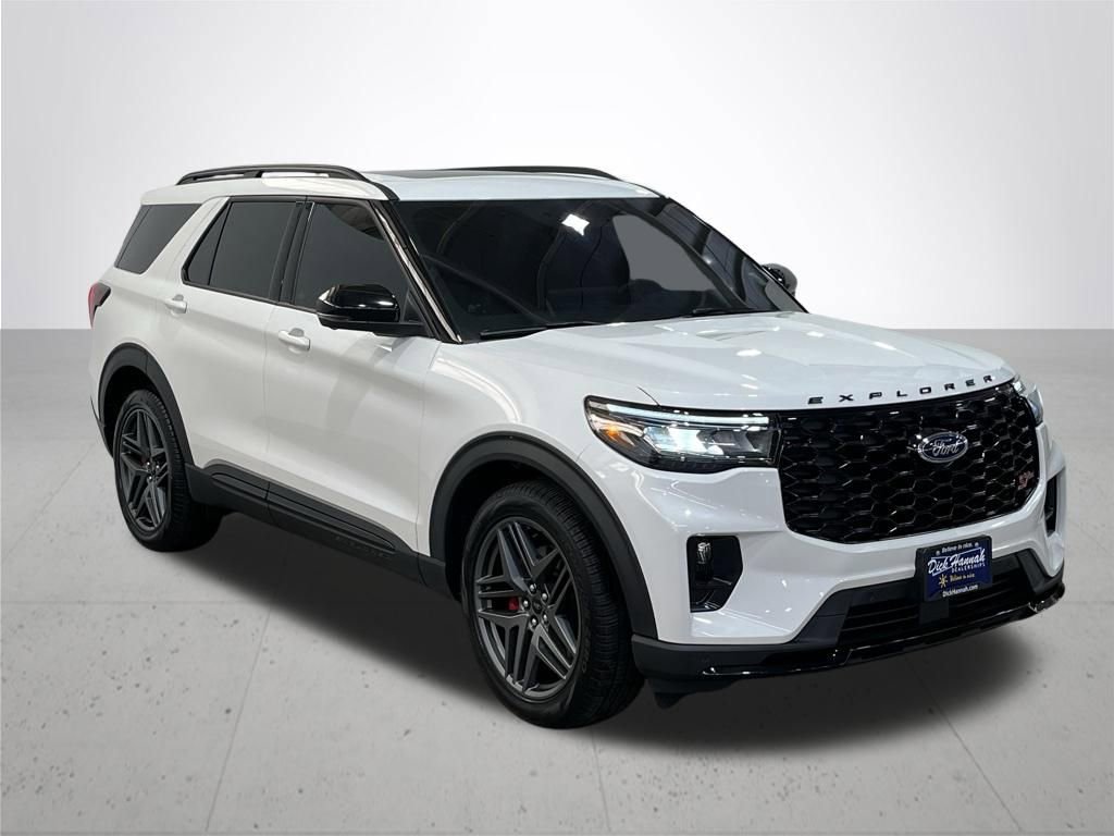 Certified 2025 Ford Explorer ST w/ Sun And Sound Package image 9