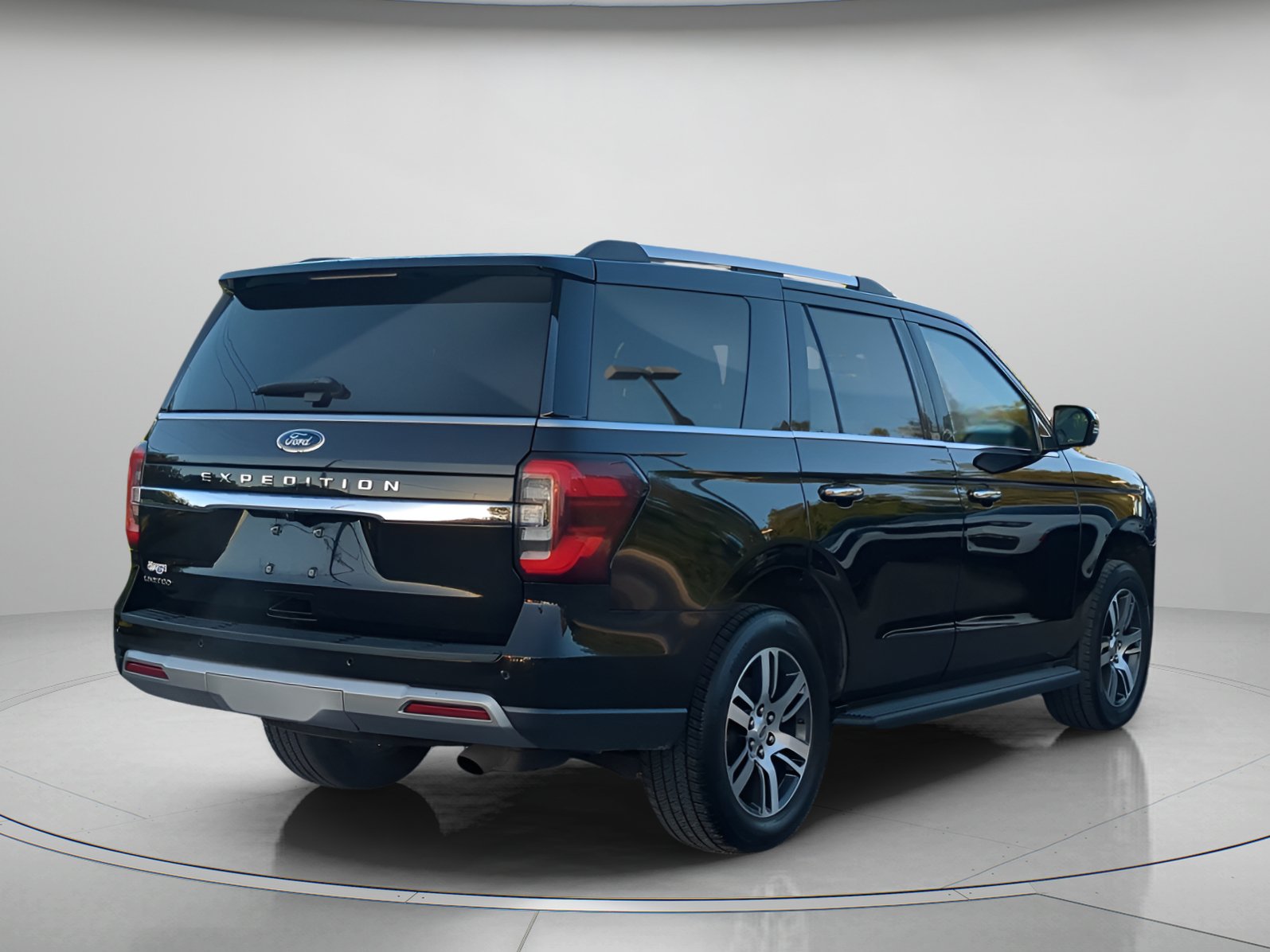 Certified 2024 Ford Expedition Limited AWD/4WD image 40