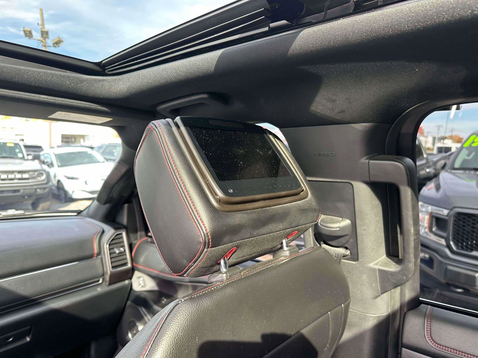 Certified 2021 Ford Expedition Limited image 11