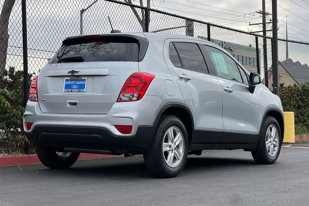 Used 2020 Chevrolet Trax LS w/ Tint and Cruise Package image 4