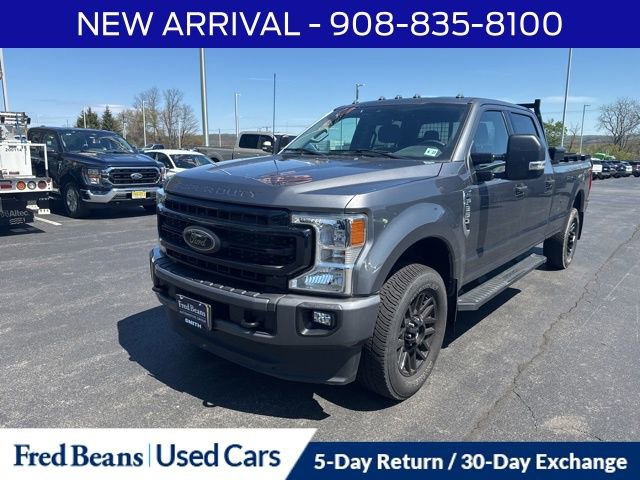 Certified 2022 Ford F350 XLT w/ Black Appearance Package AWD/4WD image 3