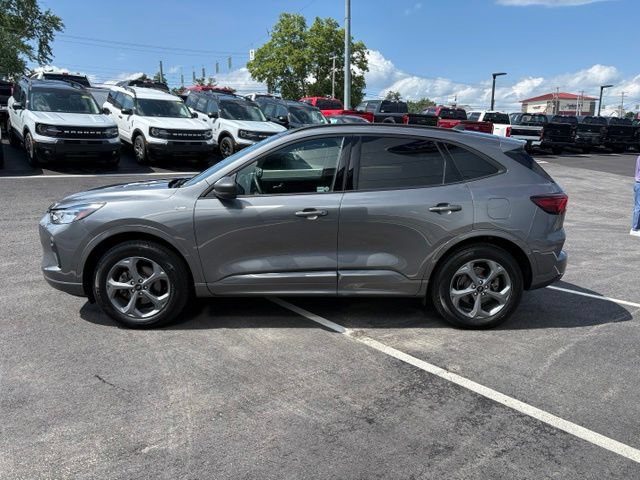 Certified 2024 Ford Escape ST-Line w/ Tech Pack #1 AWD/4WD image 6