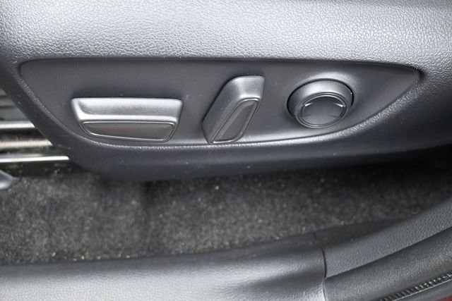 Used 2020 Toyota RAV4 XLE Premium FWD image 12