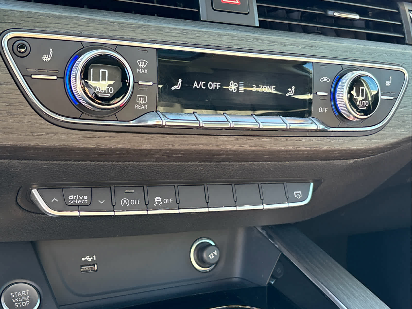 Used 2021 Audi A4 2.0T Premium image 21