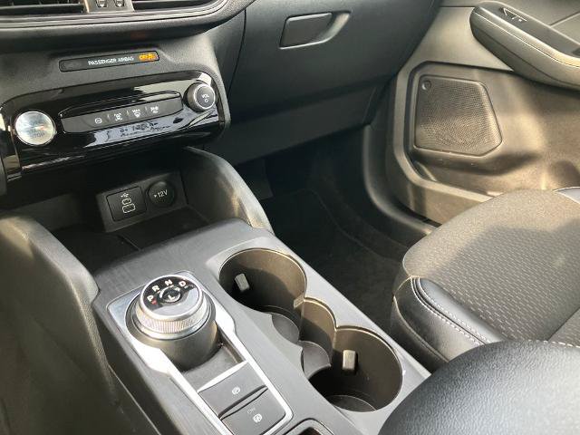 Certified 2025 Ford Escape SE FWD image 24