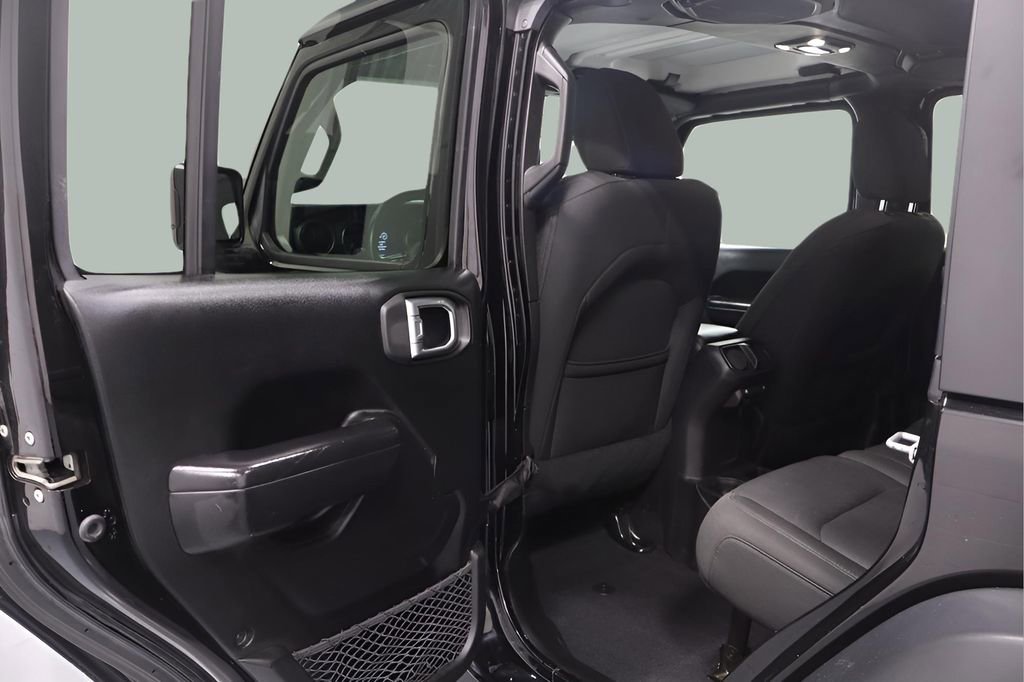 Used 2019 Jeep Wrangler Unlimited Sport S image 11