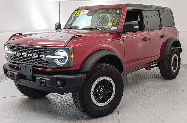 Certified 2025 Ford Bronco Badlands AWD/4WD image 6