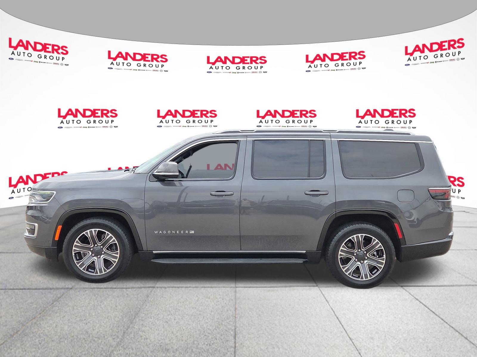 Used 2022 Jeep Wagoneer Series III AWD/4WD image 6