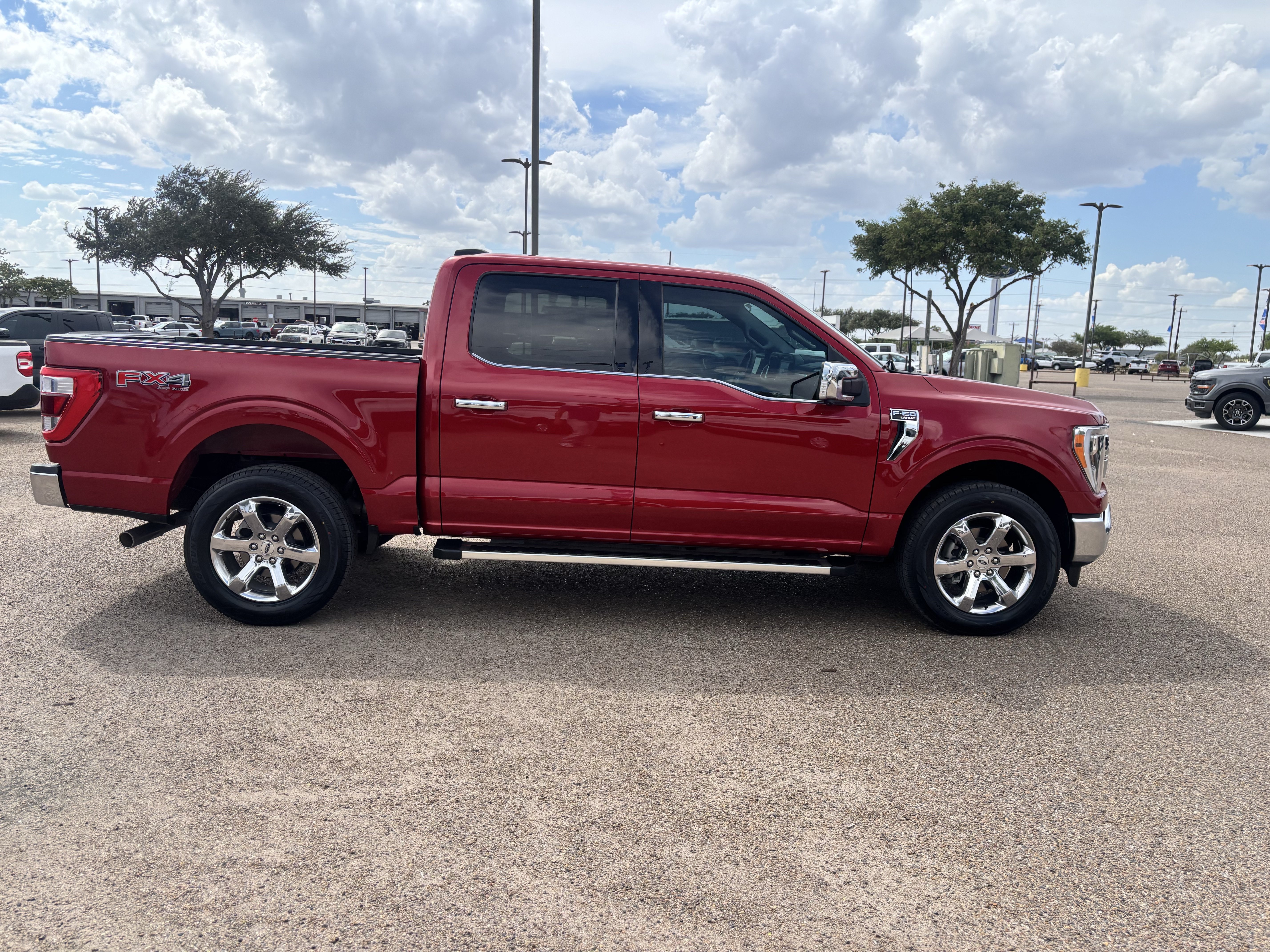 Certified 2023 Ford F150 Lariat w/ Trailer Tow Package AWD/4WD image 4