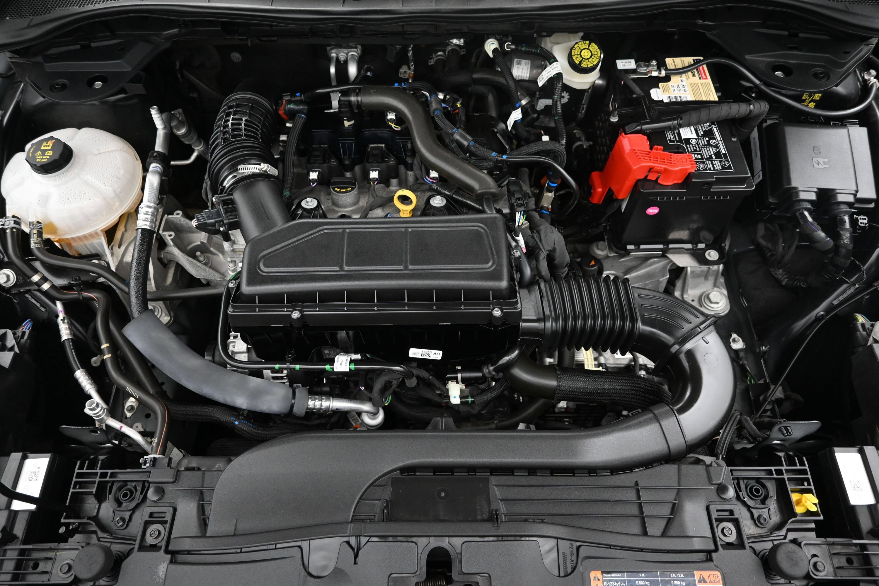 Certified 2024 Ford Escape Active AWD/4WD image 28