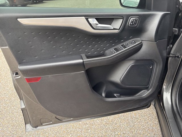 Certified 2020 Ford Escape SEL image 21