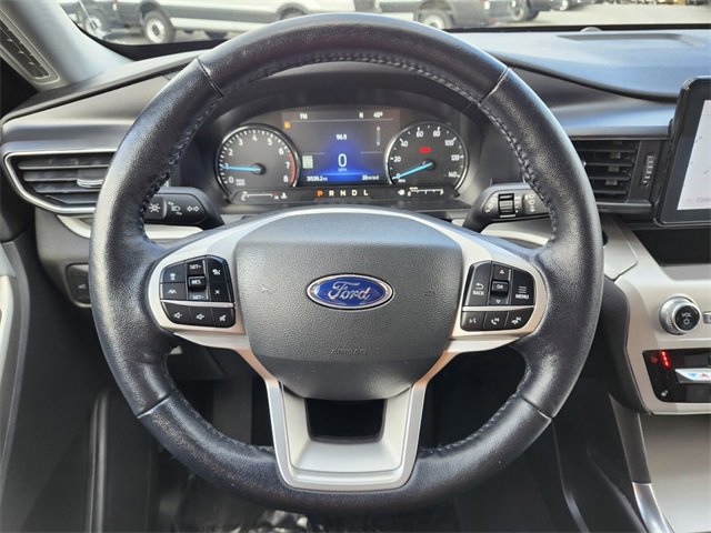 Certified 2022 Ford Explorer XLT w/ Equipment Group 202A image 30