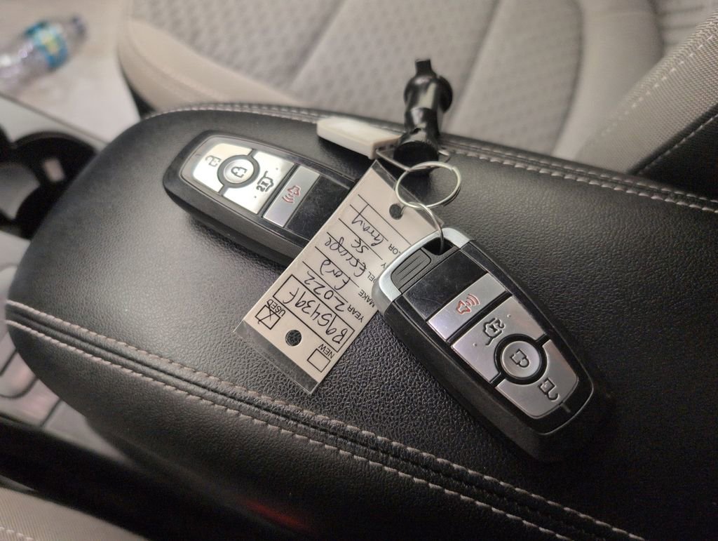 Certified 2022 Ford Escape SE w/ Convenience Package FWD image 39