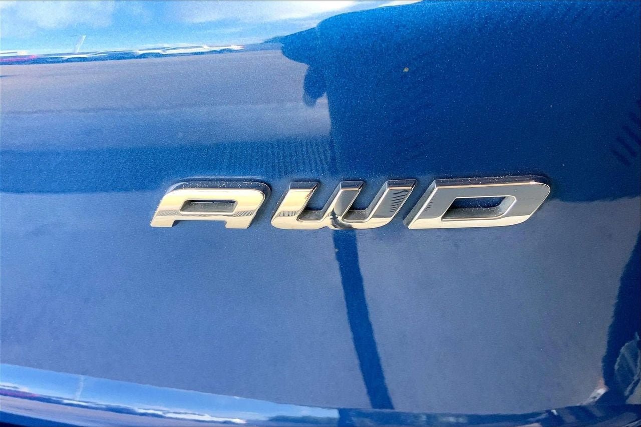 Certified 2022 Ford Edge SEL w/ Convenience Package AWD/4WD image 7