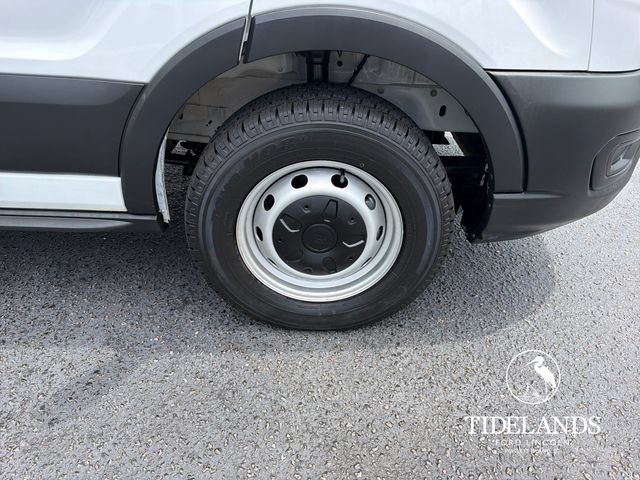 Certified 2025 Ford Transit 250 148 Medium Roof RWD image 34