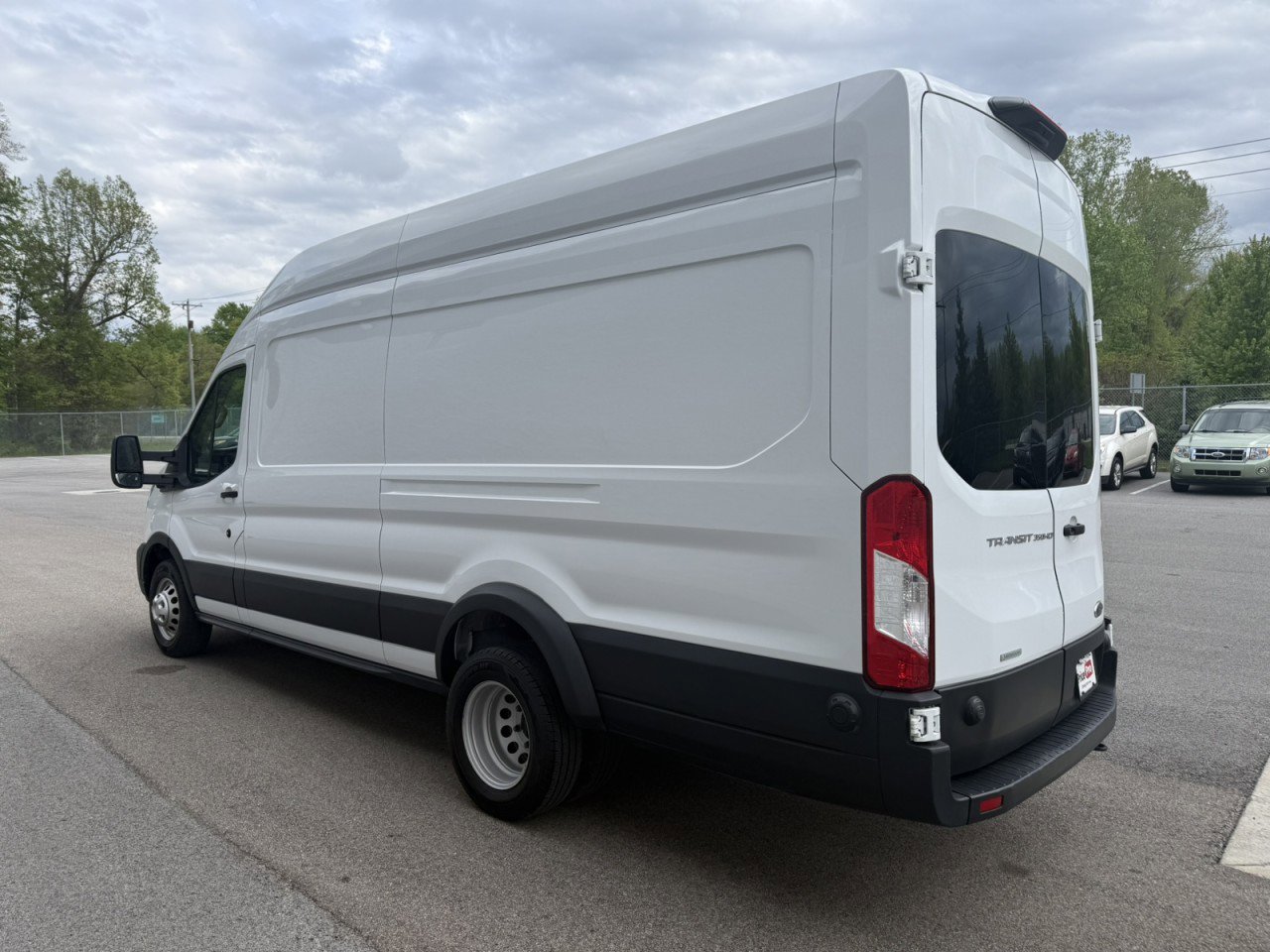Certified 2024 Ford Transit 350 148 High Roof Extended DRW RWD image 5