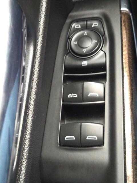 Used 2020 Chevrolet Silverado 1500 LT Trail Boss image 19