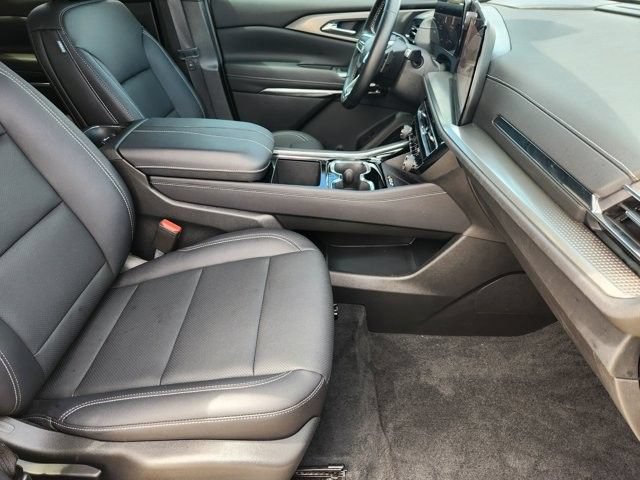 Used 2026 Chevrolet Traverse LT FWD image 13