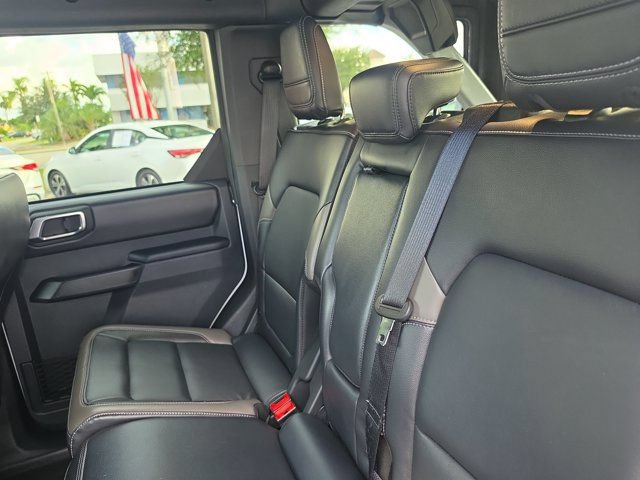 Certified 2025 Ford Bronco Outer Banks AWD/4WD image 15