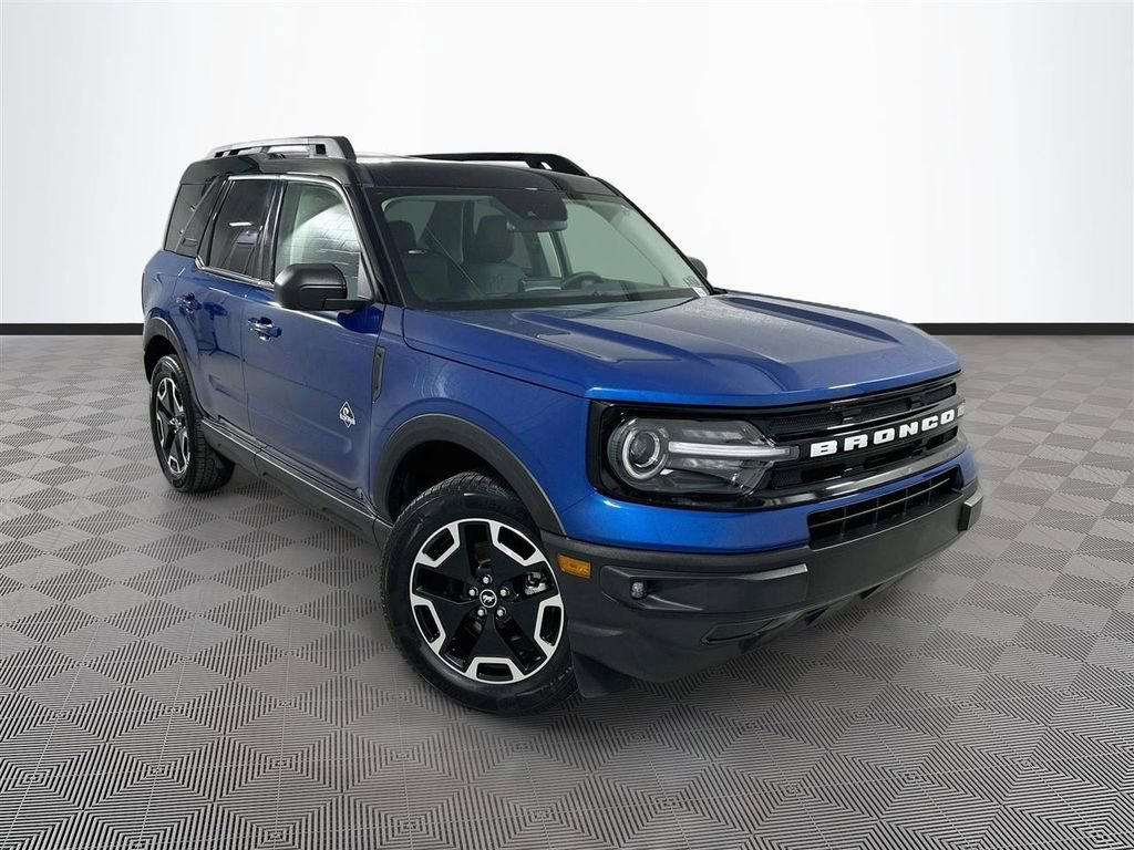 Certified 2023 Ford Bronco Sport Outer Banks w/ Tech Package AWD/4WD image 1