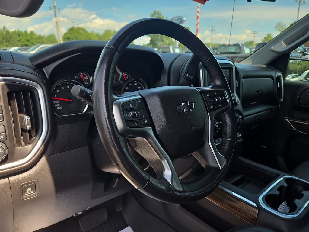 Used 2020 Chevrolet Silverado 1500 LT Trail Boss AWD/4WD image 7