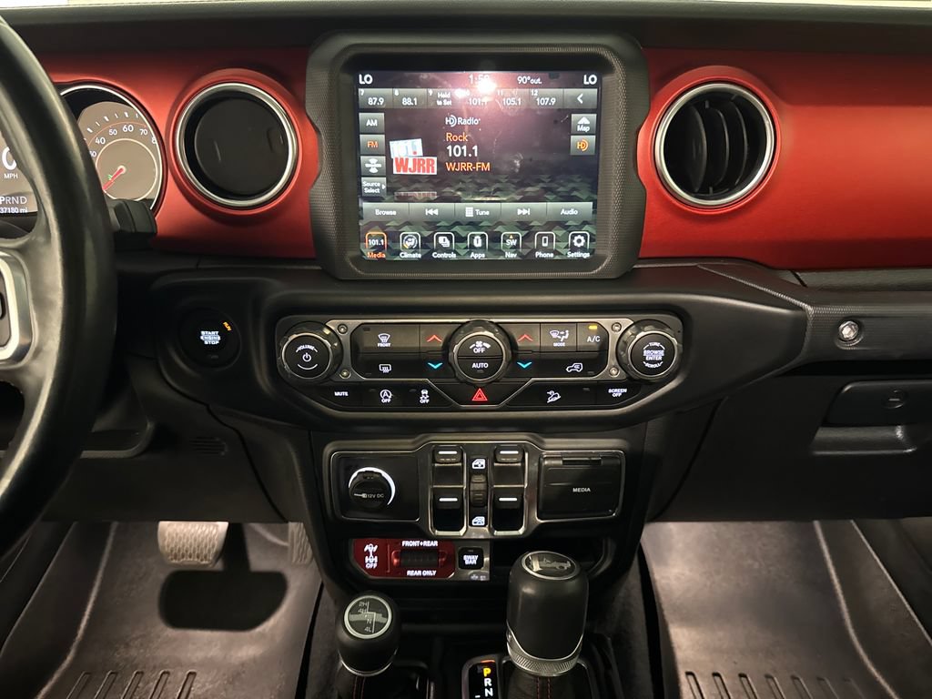 Used 2020 Jeep Wrangler Unlimited Rubicon w/ Dual Top Group AWD/4WD image 21