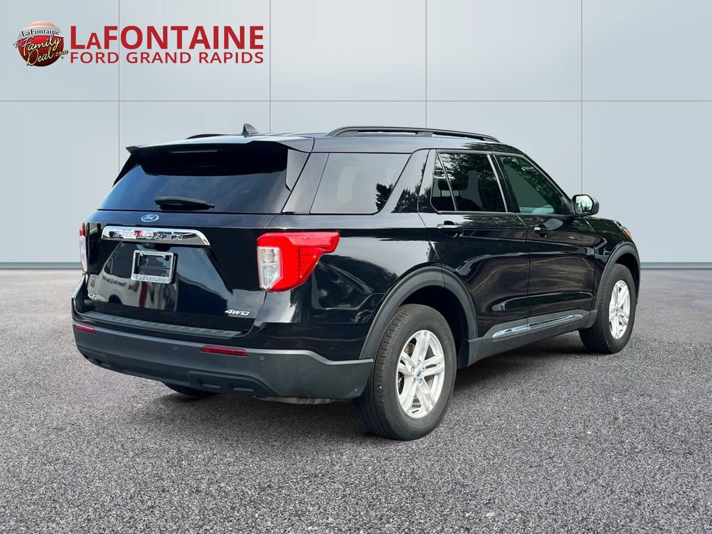 Certified 2023 Ford Explorer XLT AWD/4WD image 7