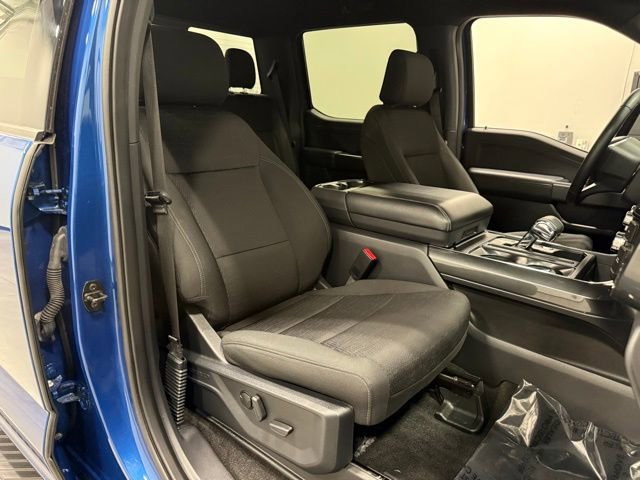 Certified 2022 Ford F150 XLT w/ Equipment Group 302A High image 33