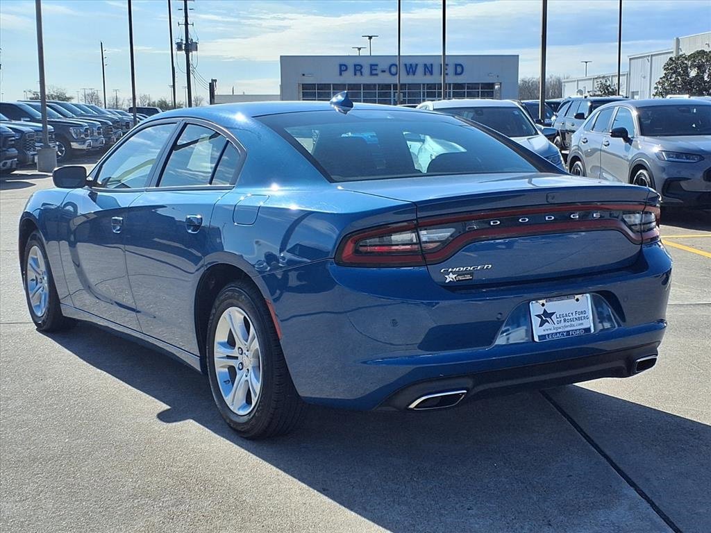 Used 2023 Dodge Charger SXT image 4