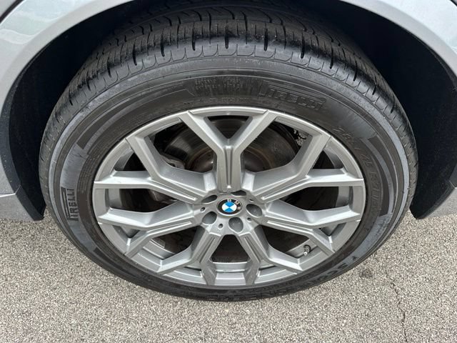 Used 2024 BMW X7 xDrive40i AWD/4WD image 7
