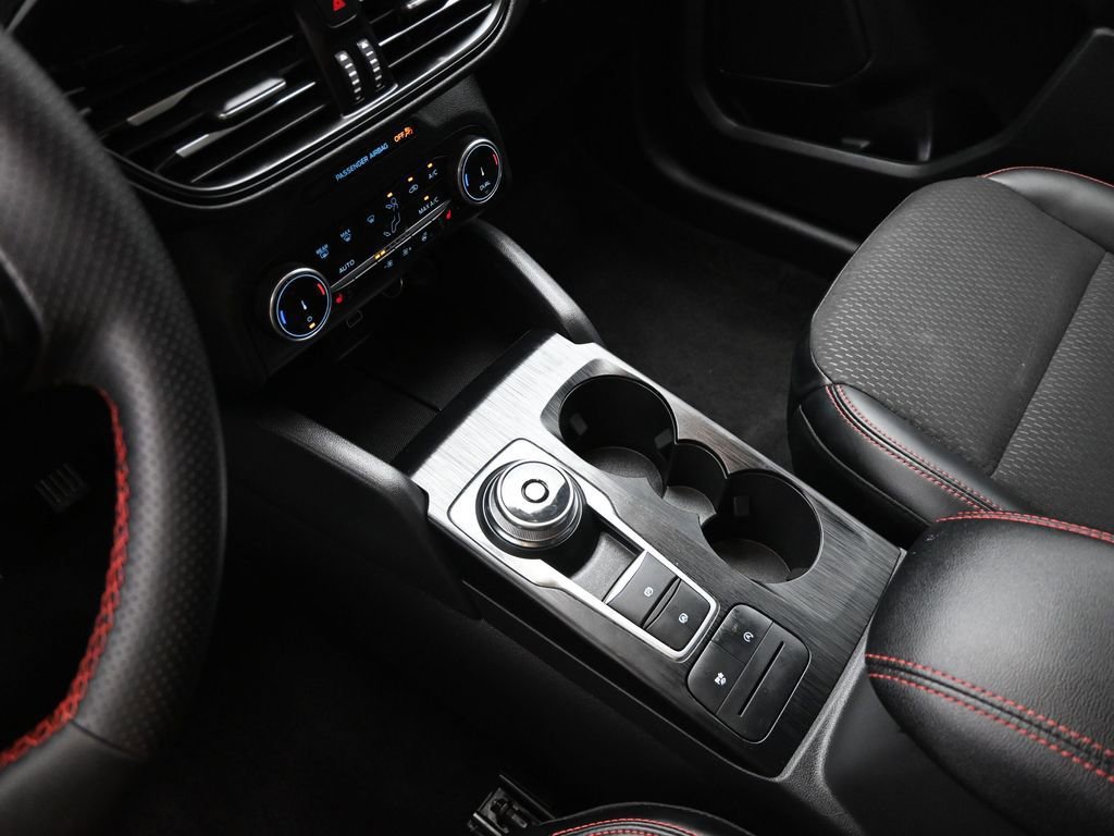 Certified 2025 Ford Escape ST-Line Select image 48