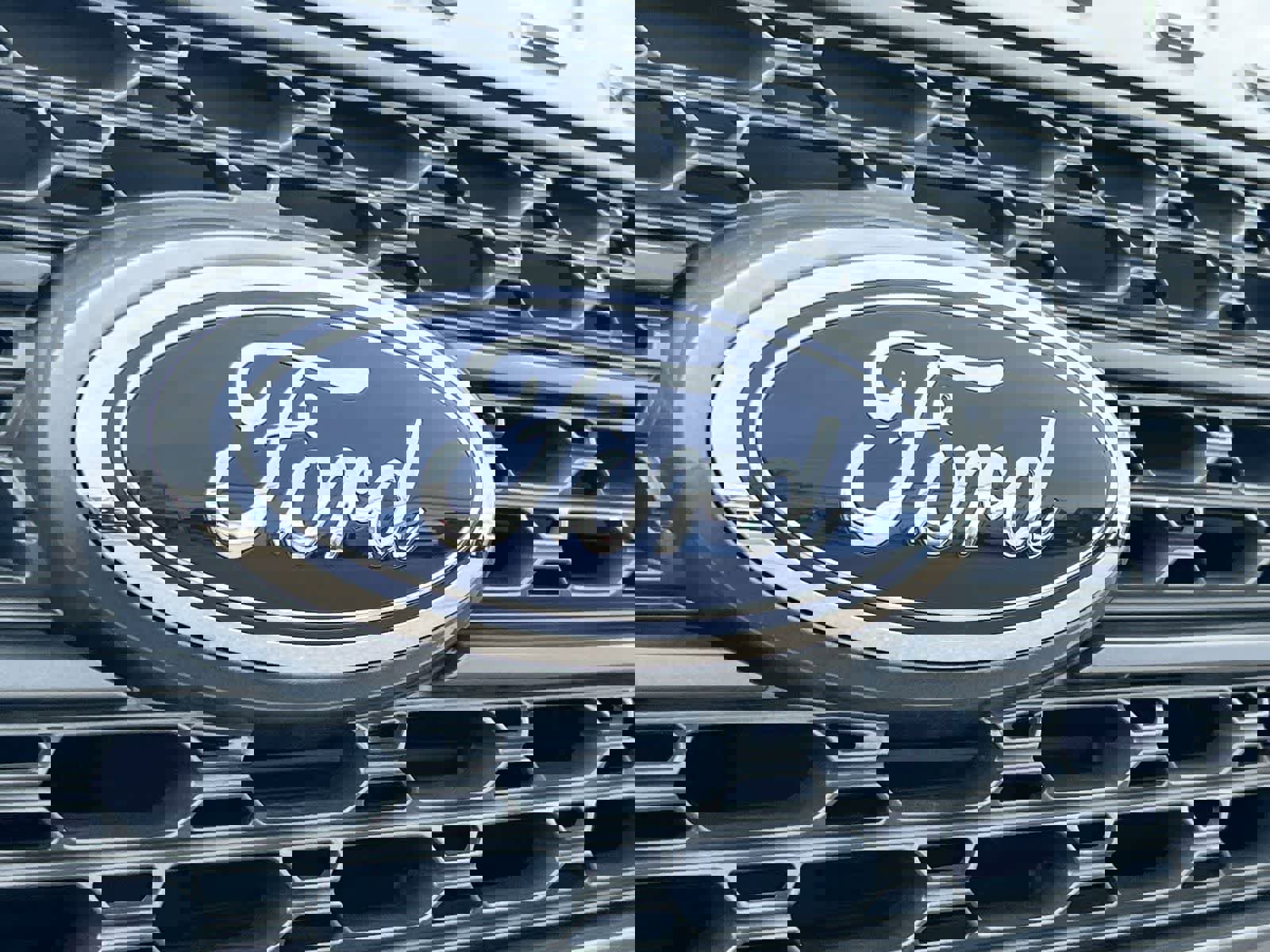 Certified 2024 Ford Explorer XLT w/ Equipment Group 202A image 13