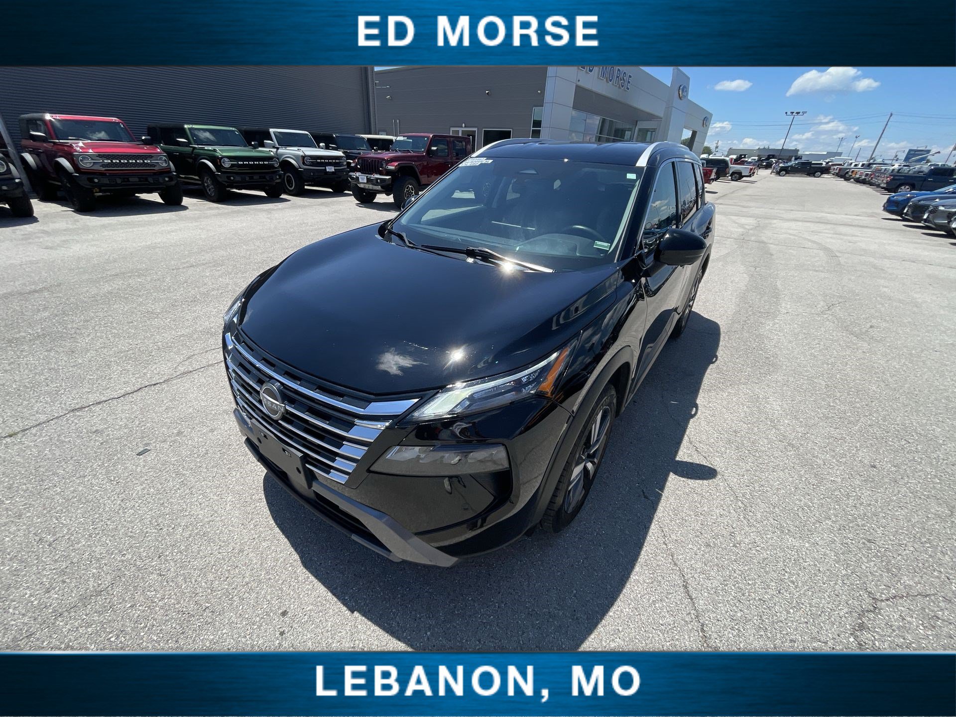 Used 2024 Nissan Rogue SL AWD/4WD image 19