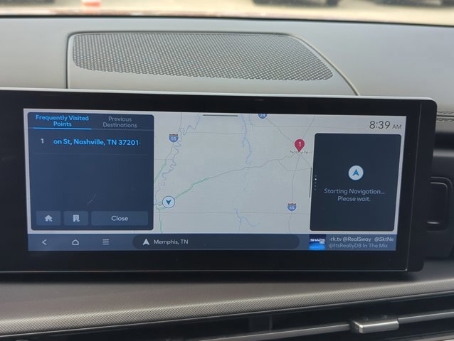 Used 2025 Hyundai Santa Fe XRT image 14