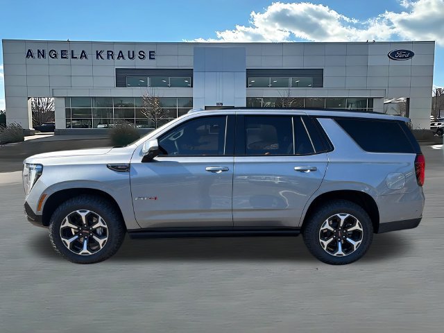 Used 2025 GMC Yukon AT4 w/ AT4 Premium Package AWD/4WD image 4