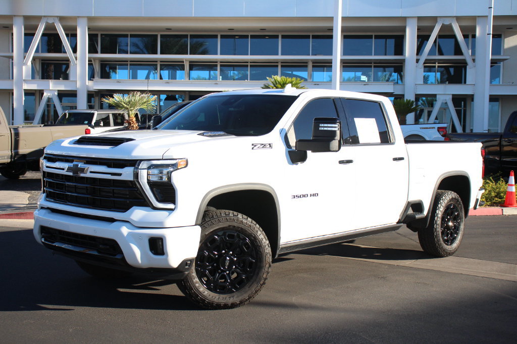 Used 2024 Chevrolet Silverado 3500 LTZ w/ LTZ Plus Package AWD/4WD image 1