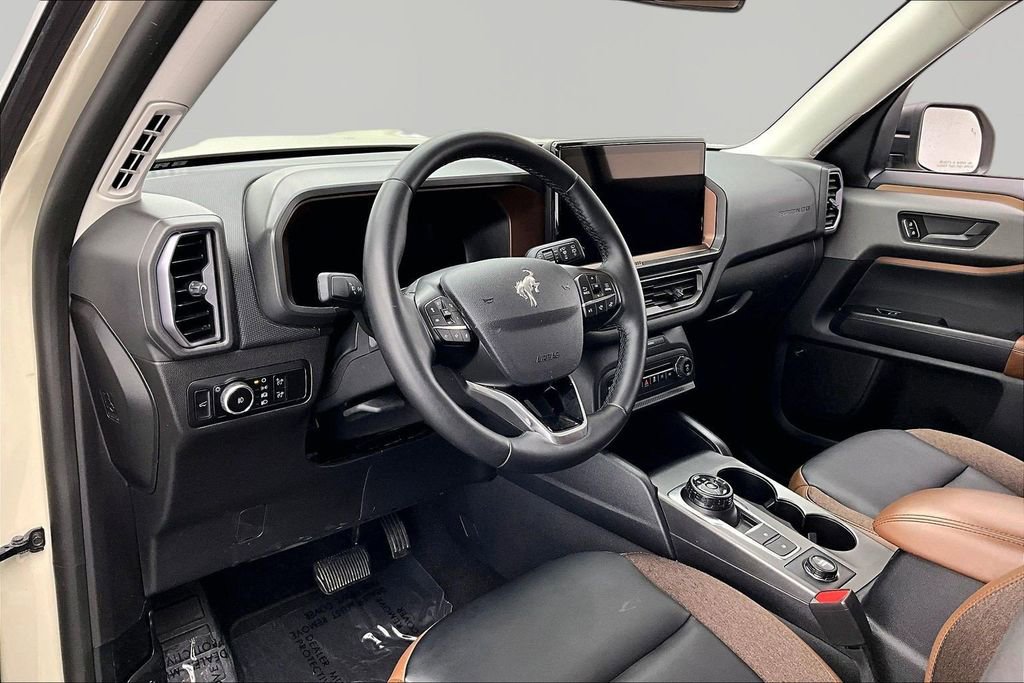 Certified 2025 Ford Bronco Sport Outer Banks w/ Outer Banks Tech Package+ AWD/4WD image 14