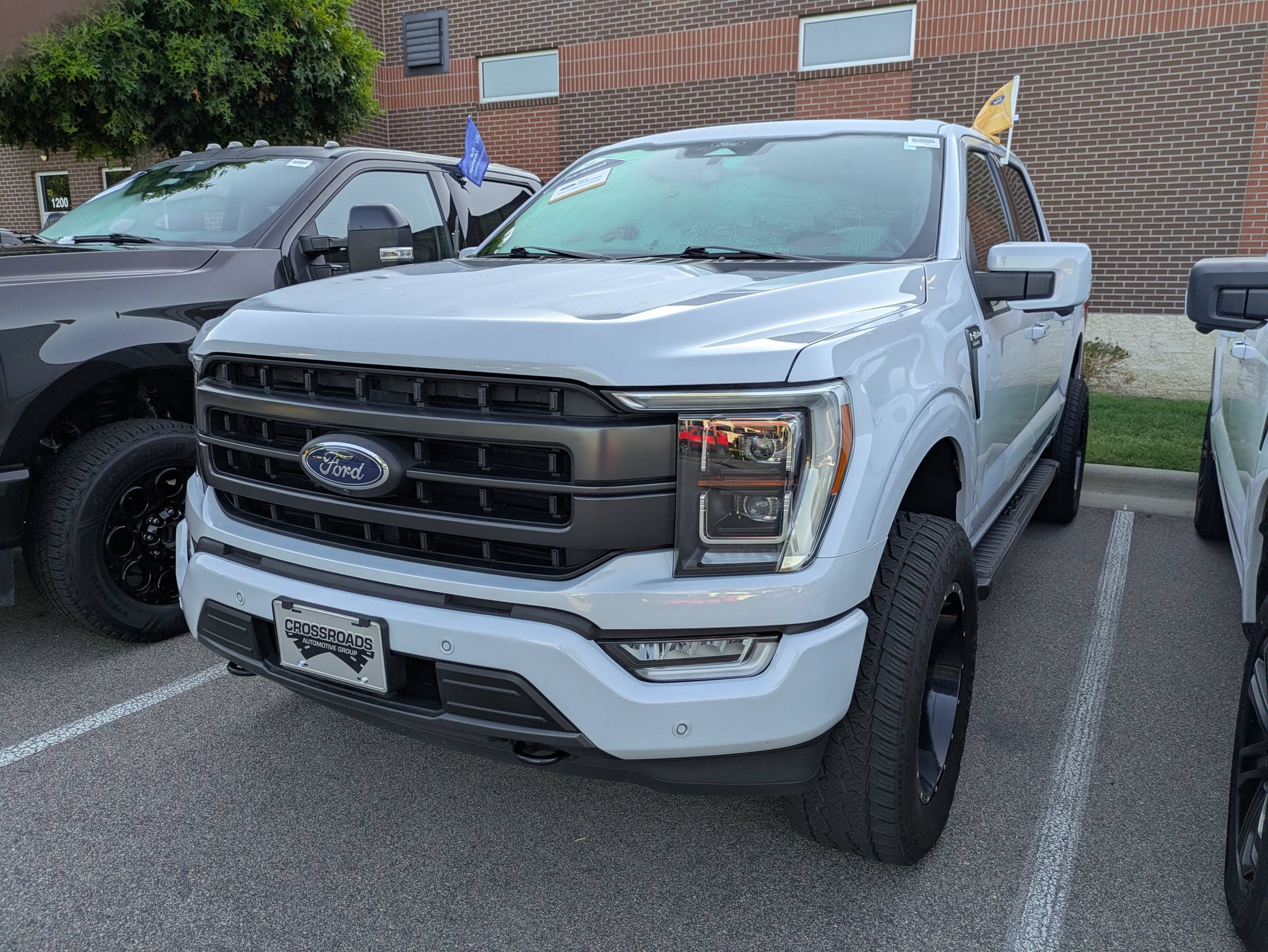 Certified 2022 Ford F150 Lariat w/ Equipment Group 502A High AWD/4WD image 3