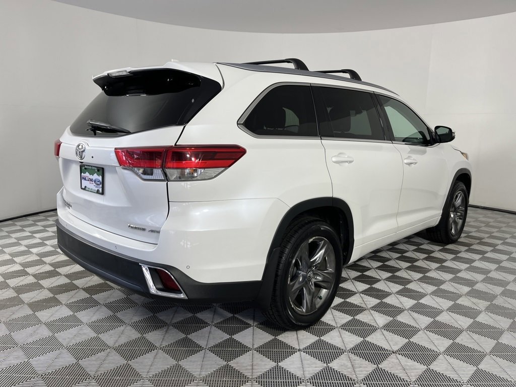 Used 2018 Toyota Highlander Limited image 5