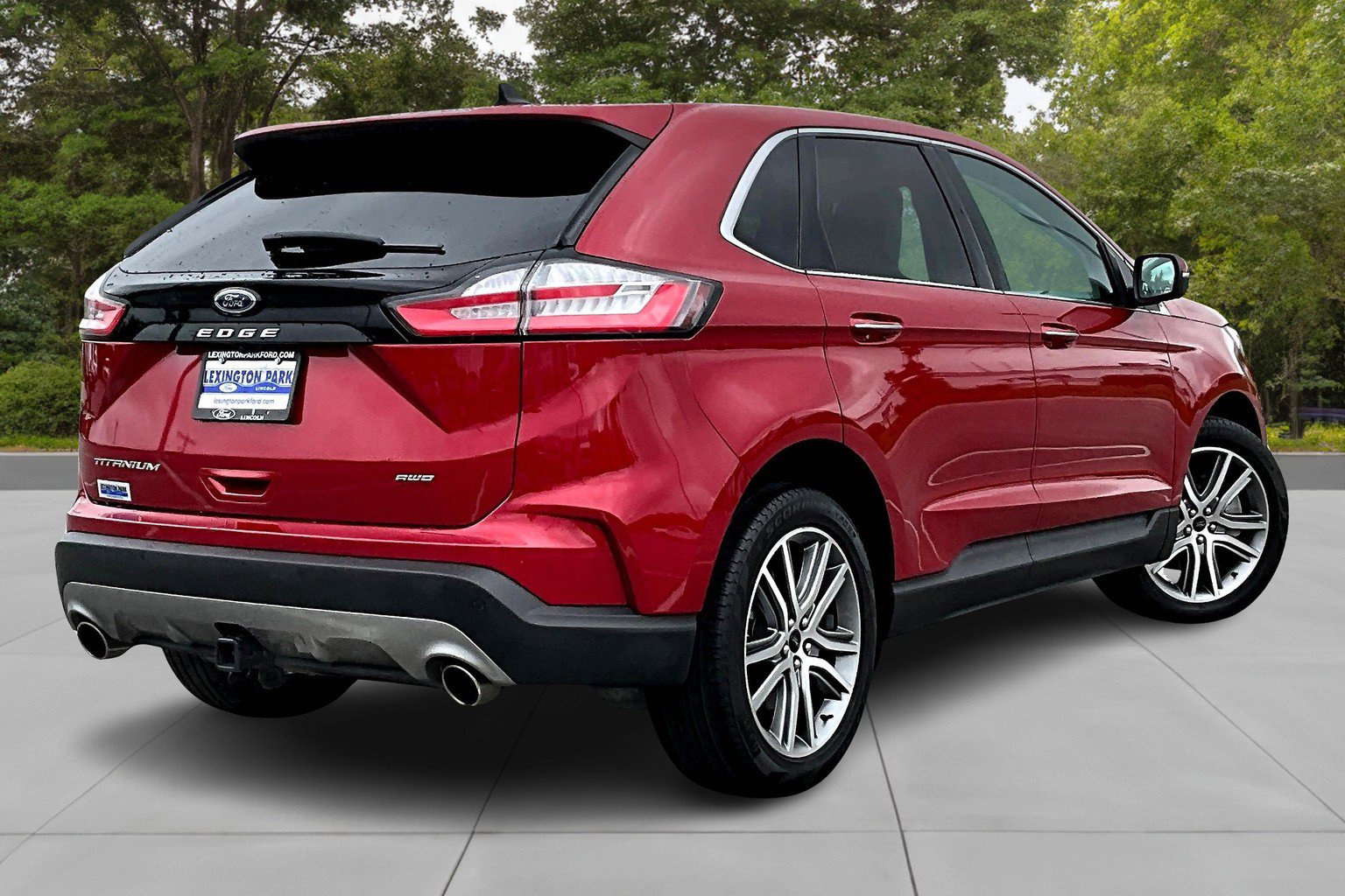 Certified 2023 Ford Edge Titanium w/ Class II Trailer Tow Package AWD/4WD image 5