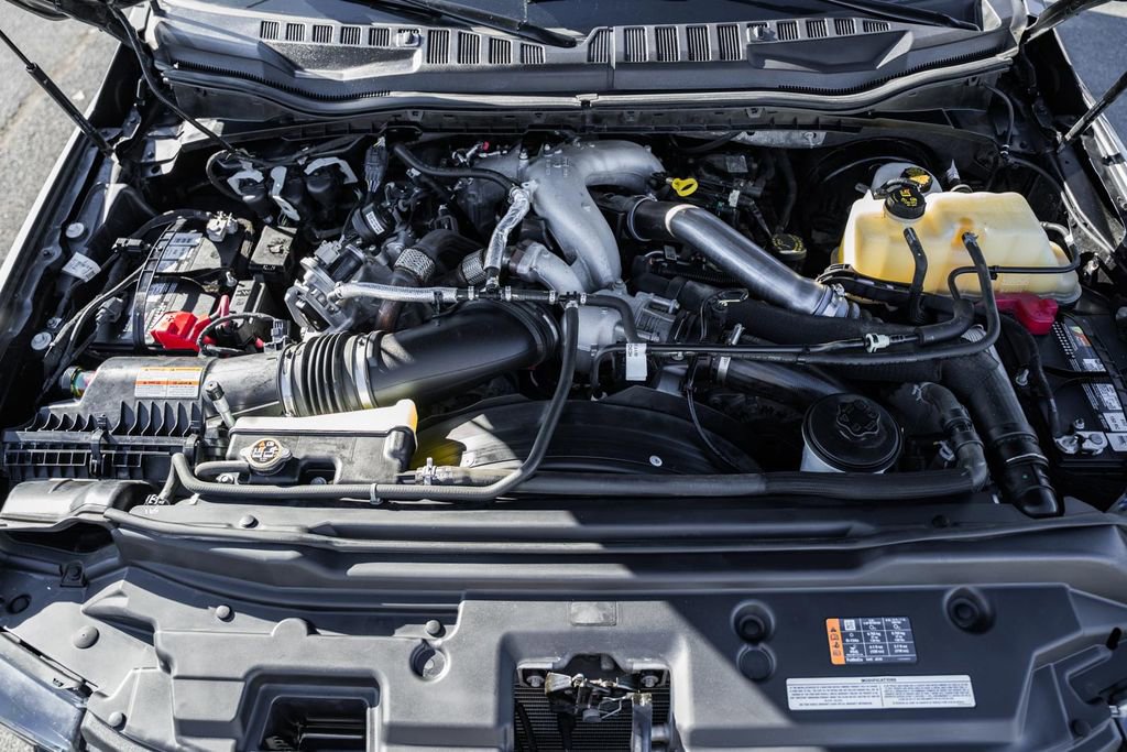 Certified 2021 Ford F350 Lariat image 23