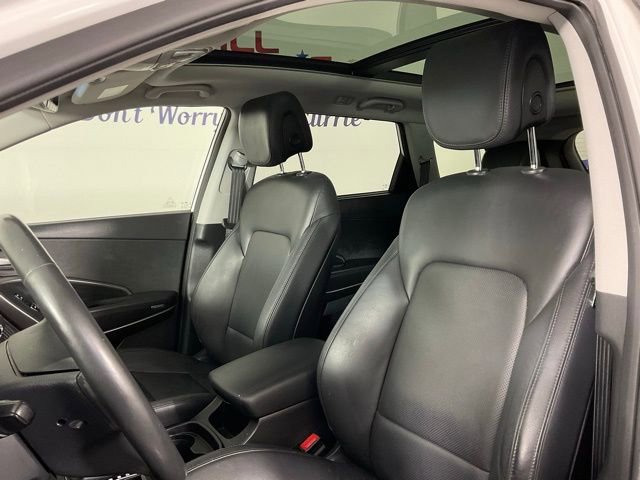 Used 2017 Hyundai Santa Fe Limited image 14